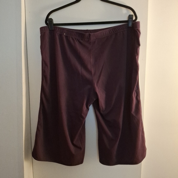 Athletic Works Women's Purple And White Cropped Sweat Pants - Picture 2 of 7